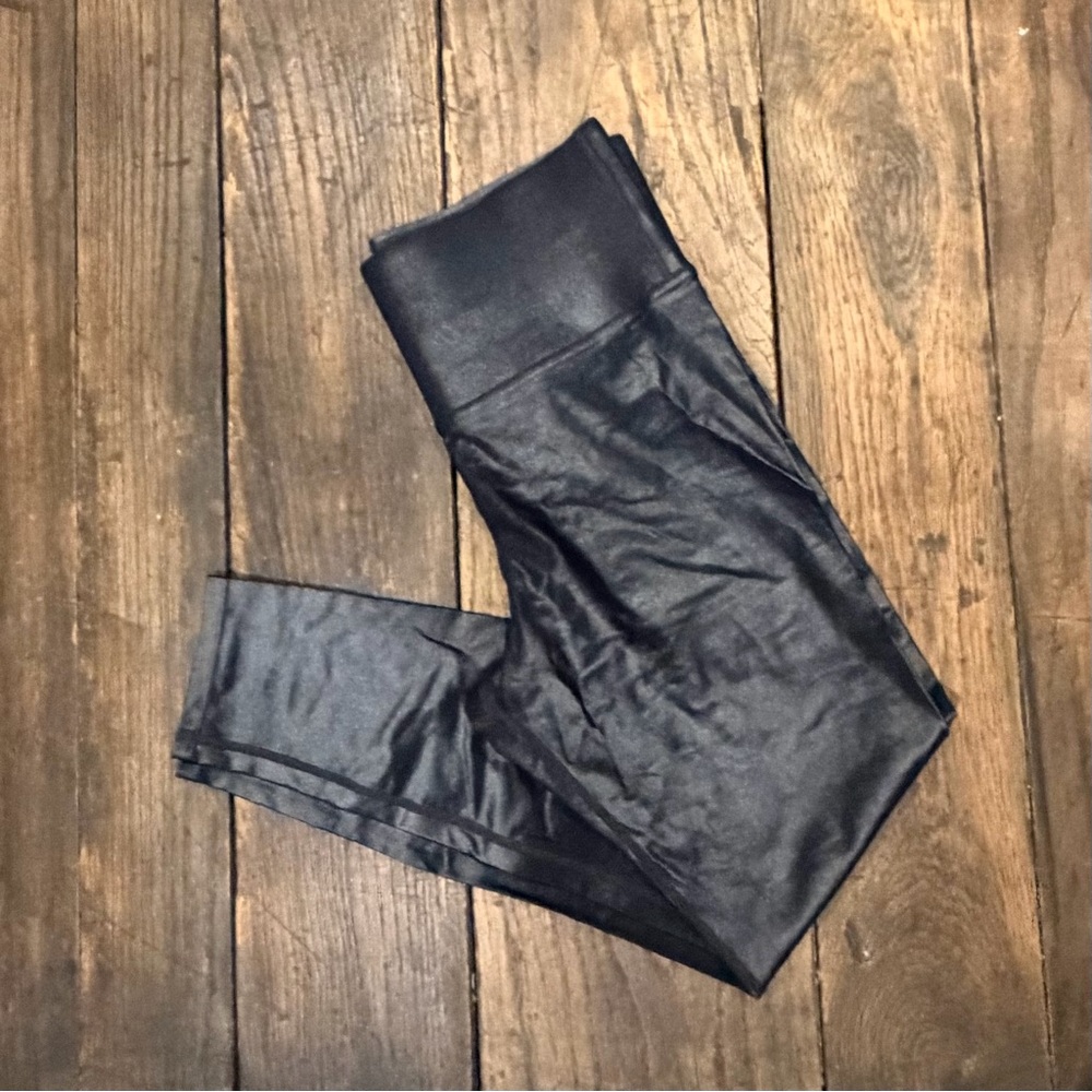 Carbon38 Black Takara Shine 7/8 Leggings